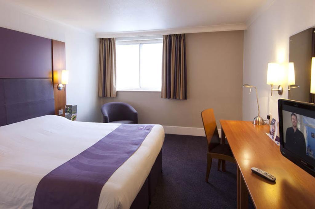 Premier Inn London Hampstead חדר תמונה